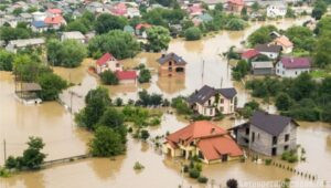 Rakyat Dipaksa Miskin di Negeri yang Kaya