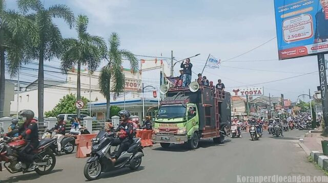 Buruh Purwakarta Menolak PP Pengupahan Baru, Jalanan Menjadi Suara Perlawanan