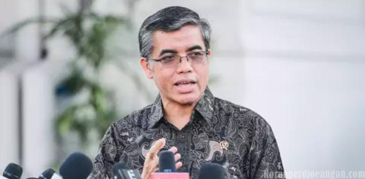 Menaker Ini Menteri Buruh atau Menteri Pengusaha?