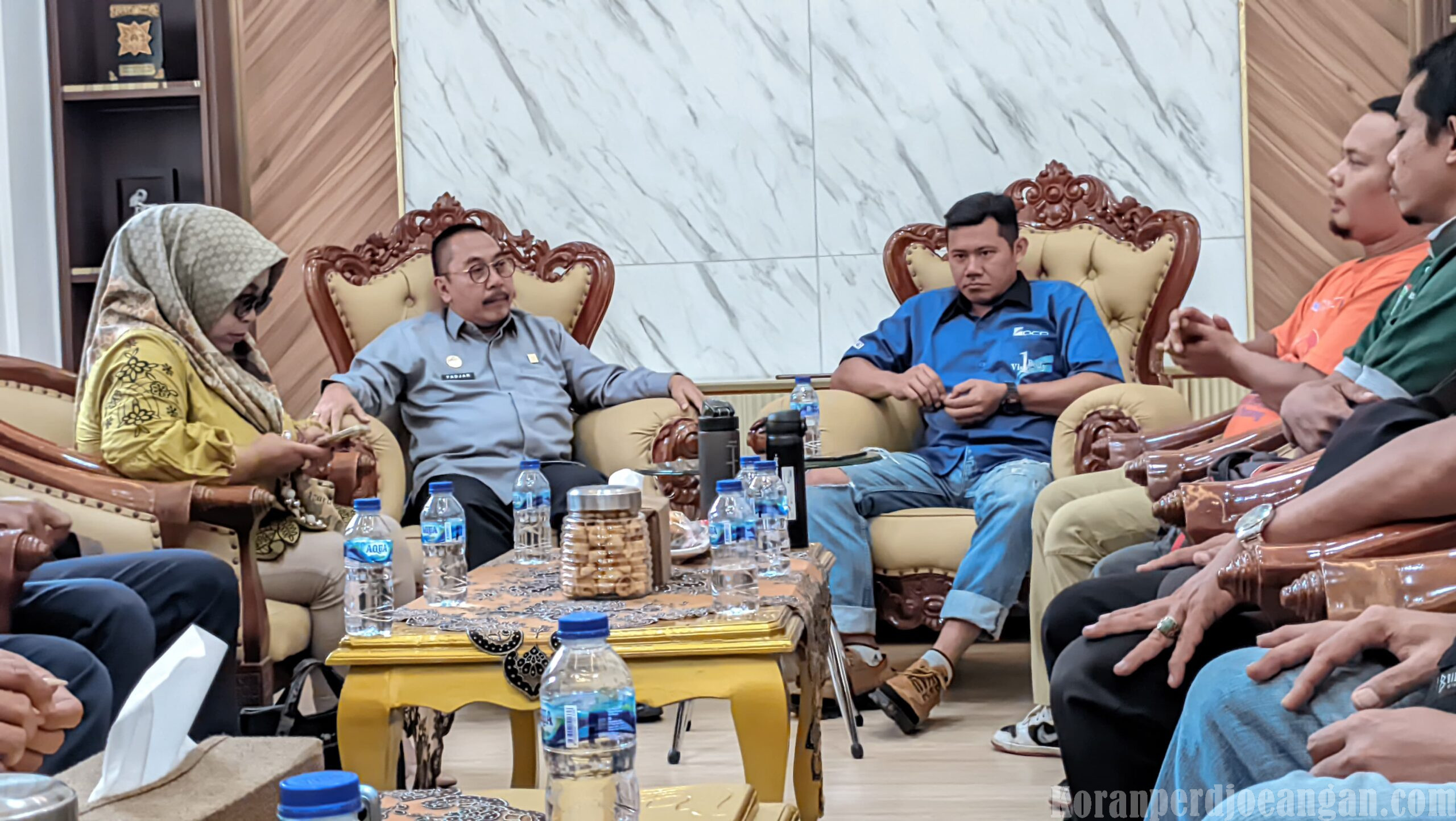 Karyawan PT. Pakerin Gelar Aksi di Kanwil Kemenkumham Jawa Timur, Tuntut Operasional Perusahaan