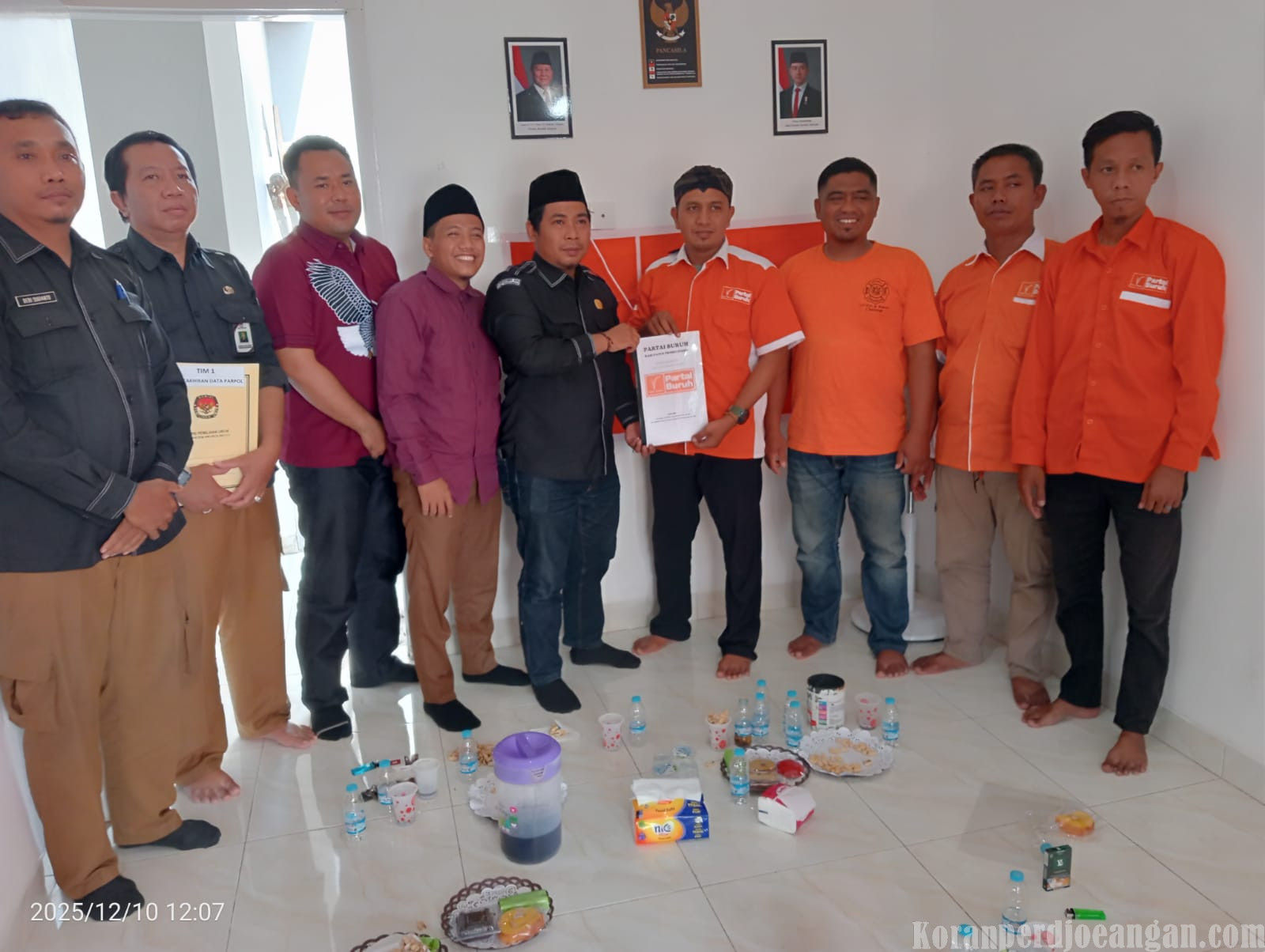 Pererat silaturahmi, KPU Probolinggo Sambangi Kantor Exco Partai Buruh