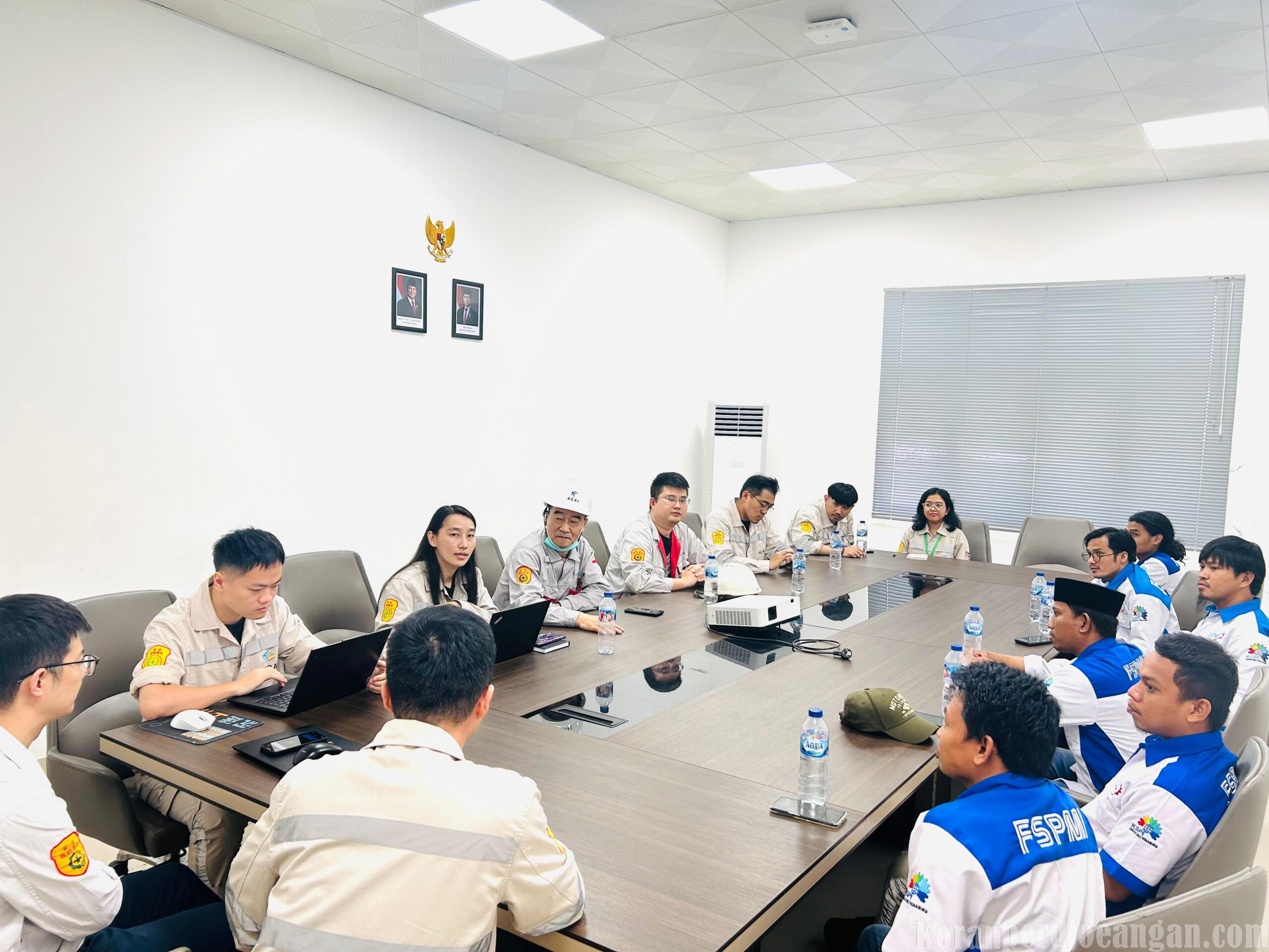 Manajemen dan PUK SPL FSPMI PT.HCAI Selesaikan Permasalahan Melalui Dialog Terbuka