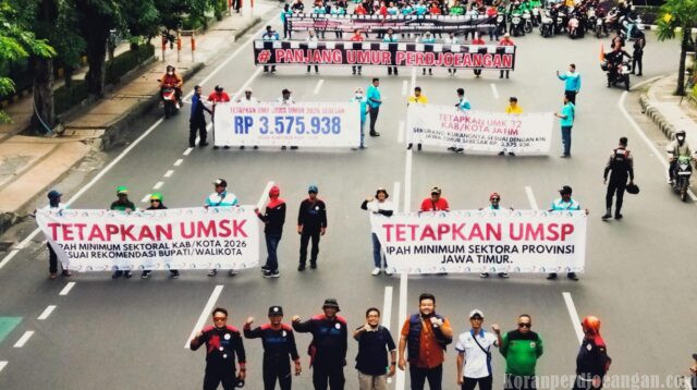 UMP Jatim 2026 Versi Buruh Rp3,2 Juta, Versi APINDO Rp2,4 Juta, Gubernur Pilih Mana?