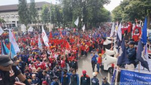 DPW FSPMI Jawa Barat : Ada Dugaan Disnaker Jawa Barat Permainkan Upah Buruh