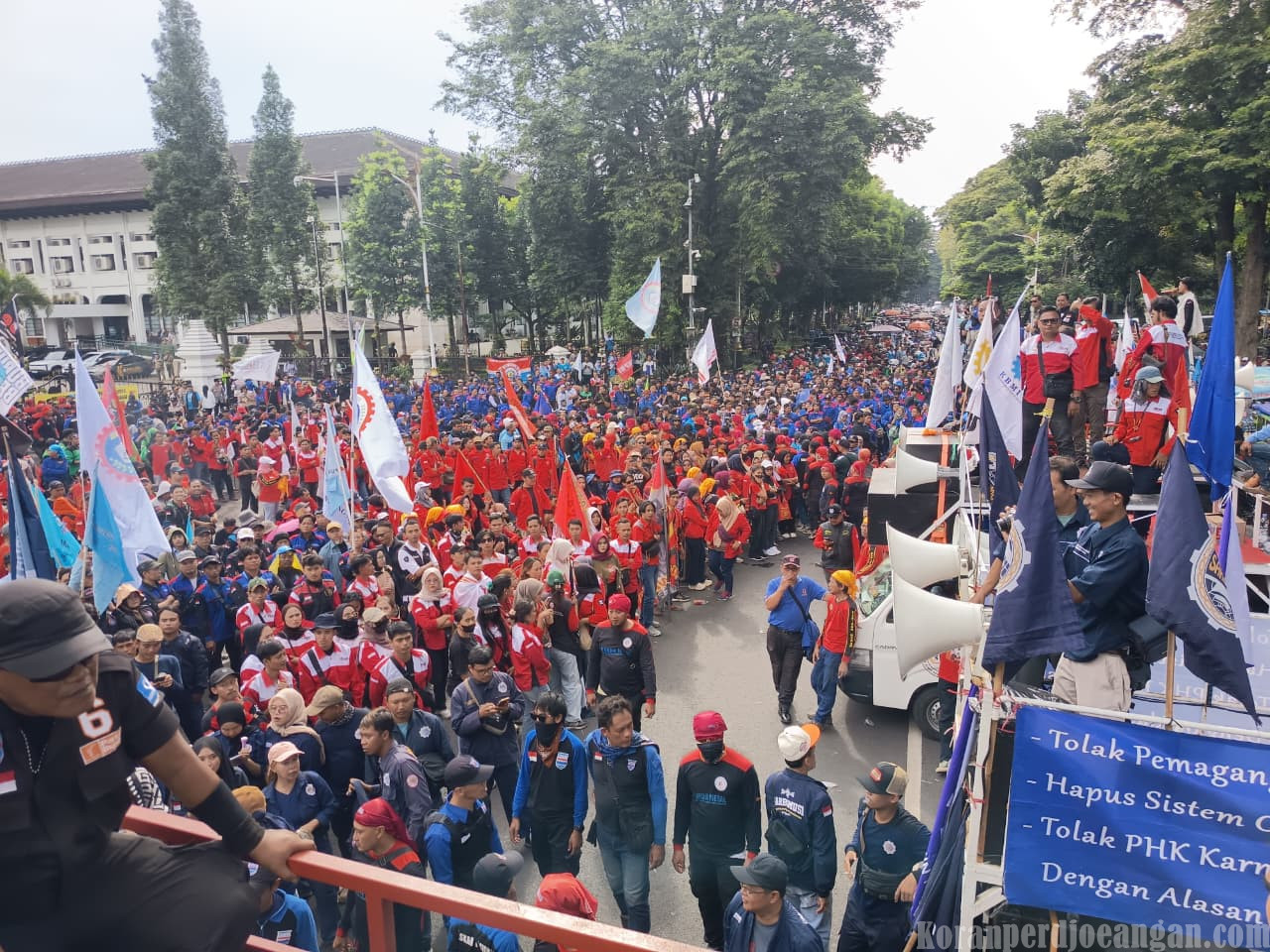 DPW FSPMI Jawa Barat : Ada Dugaan Disnaker Jawa Barat Permainkan Upah Buruh
