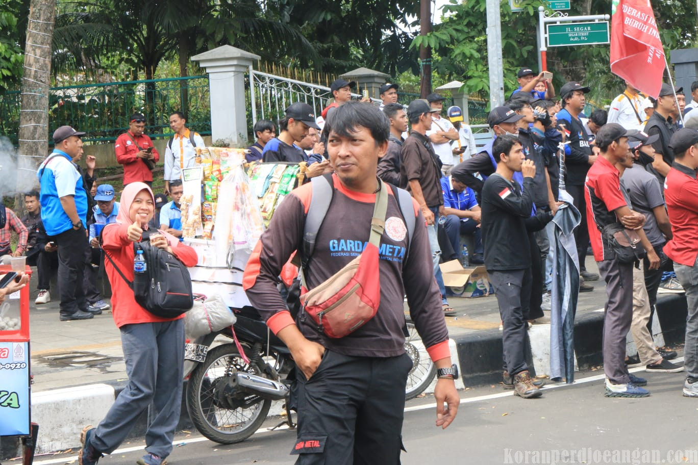 PUK SPAMK FSPMI PT FIM Tetap Turun Aksi ke Jakarta Meski Libur Akhir Tahun