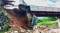 Banjir Terjang Wonogiri : Jembatan Kedung Sreni Ambrol dan Putus Akses ke Objek Wisata Spiritual Kahyangan Dlepih