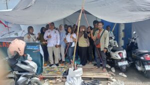 Pemdes Cangkorah Tunjukkan Kepedulian, Kunjungi Tenda Juang Buruh PT Namasindo Plas