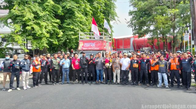 Gelora Perjuangan Buruh Jawa Barat Kepung Istana Negara, FSPMI Karawang Bergerak dari Stadion Singa Perbangsa
