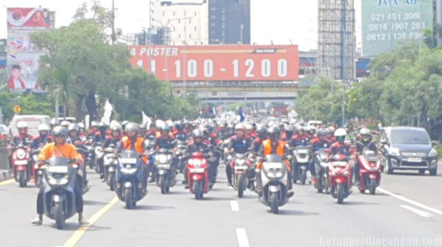 Ribuan Konvoi Motor Mulai Bergerak dari Bekasi Menuju Istana