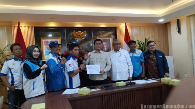 Kusutnya Upah Minimum Sektoral 2026 Jabar: Buruh Demo Ke Istana, Gubernur Akan Dipanggil