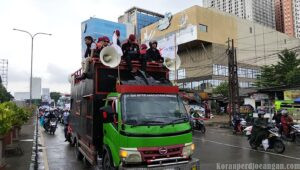 Serikat Pekerja FSPMI PT HMMI Kerahkan Pengurus dan Mobil Komando Kawal Konvoi Buruh Menuju Jakarta