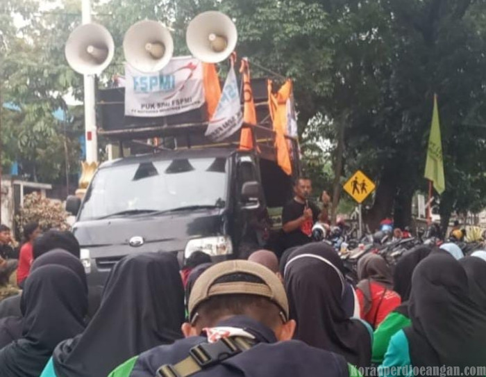 UMSK Subang 2026 Dinilai Tak Berpihak pada Buruh, Bupati Tetapkan Rekomendasi Tanpa Kesepakatan