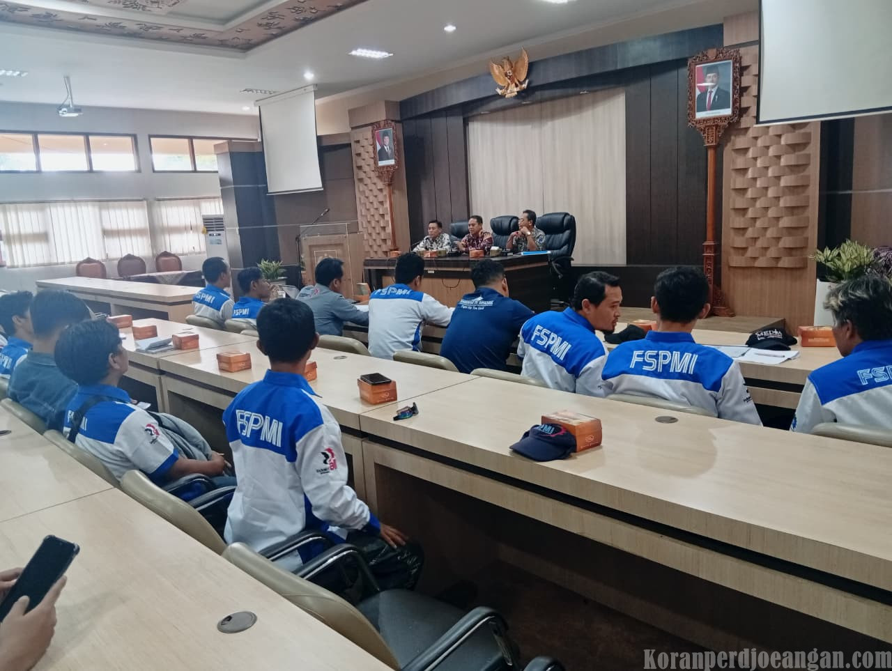 Audiensi FSPMI-Pemkab Tegal Soroti Masalah Upah Minimum dan Kesejahteraan Pekerja