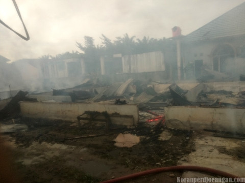 Awal Tahun Diselimuti Duka, Rumah Kontrakan di Jl. Pemda Ludes Terbakar