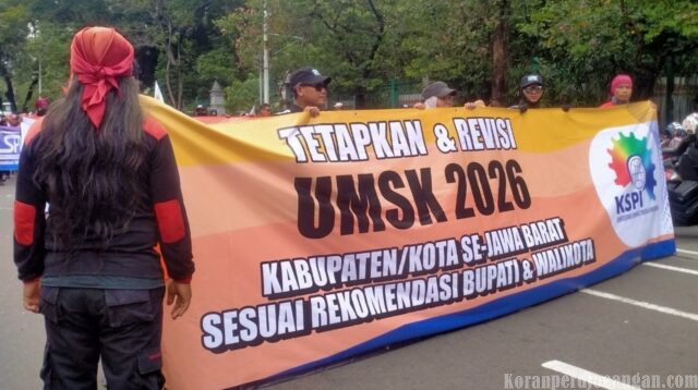 Buruh Jabar Melawan, Atensi Istana Menanti Klarifikasi UMSK Jabar