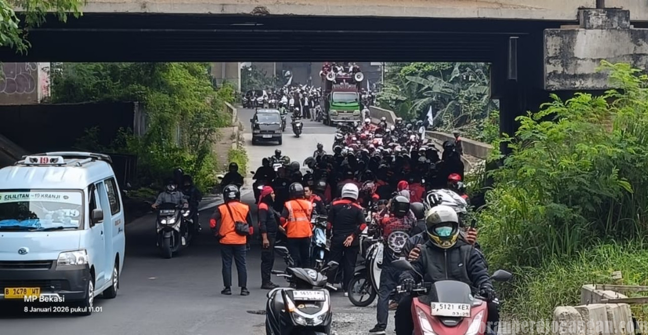 Upah Minimum Sektoral 2026 Dinilai Cacat Konstitusi, Ribuan Buruh KSPI Mengadu Ke Prabowo Dengan Konvoi Motor