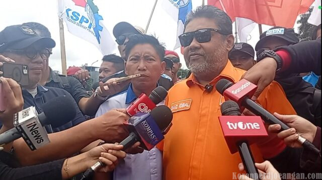 Buruh KSPI dan Partai Buruh Kepung DPR RI, Teriakkan Upah Layak hingga Tolak Pilkada DPRD