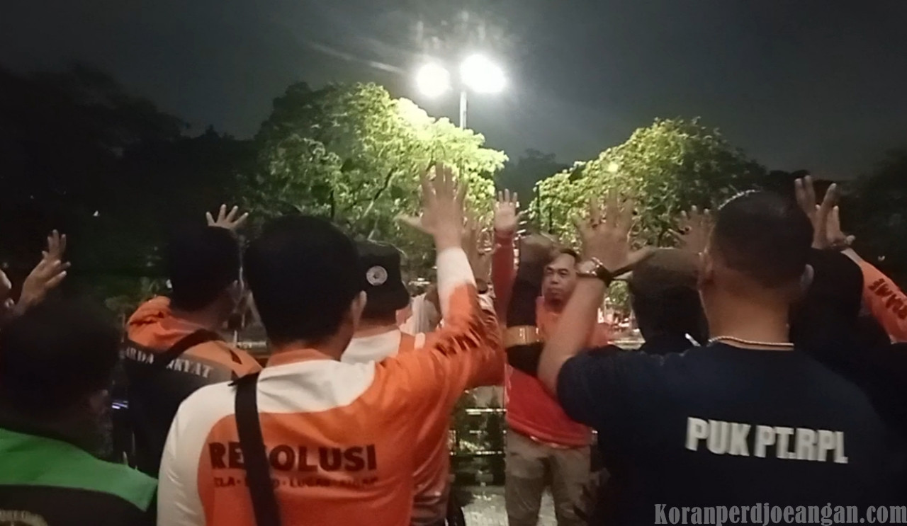 Jelang Kongres Perempuan Indonesia dan Seminar Internasional, Garda Rakyat Kibarkan Bendera Partai Buruh Lebih Awal