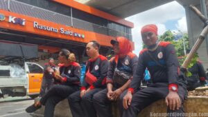 Ketika Pangkornas Garda Metal Menginap di Depan Kantor Kemenkum Bersama Buruh Pakerin