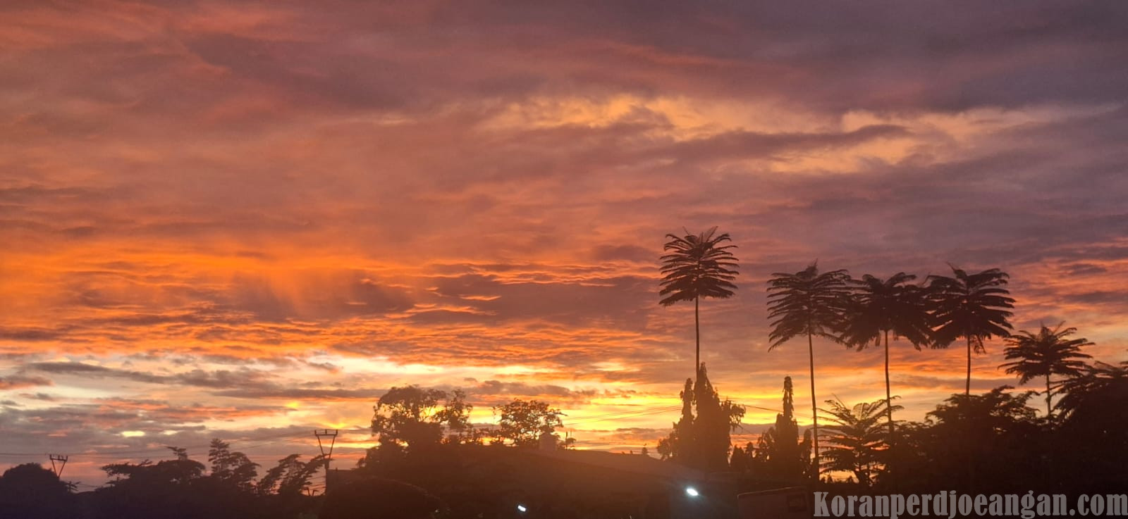 Puisi : Senjaku Tak Pernah Usai