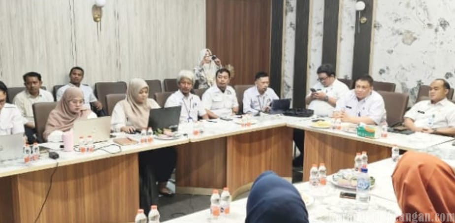 FGD Revisi Perbup UHC, JAMKESWATCH Bogor Raya Tekankan Pekerja PHK Wajib Masuk PBI