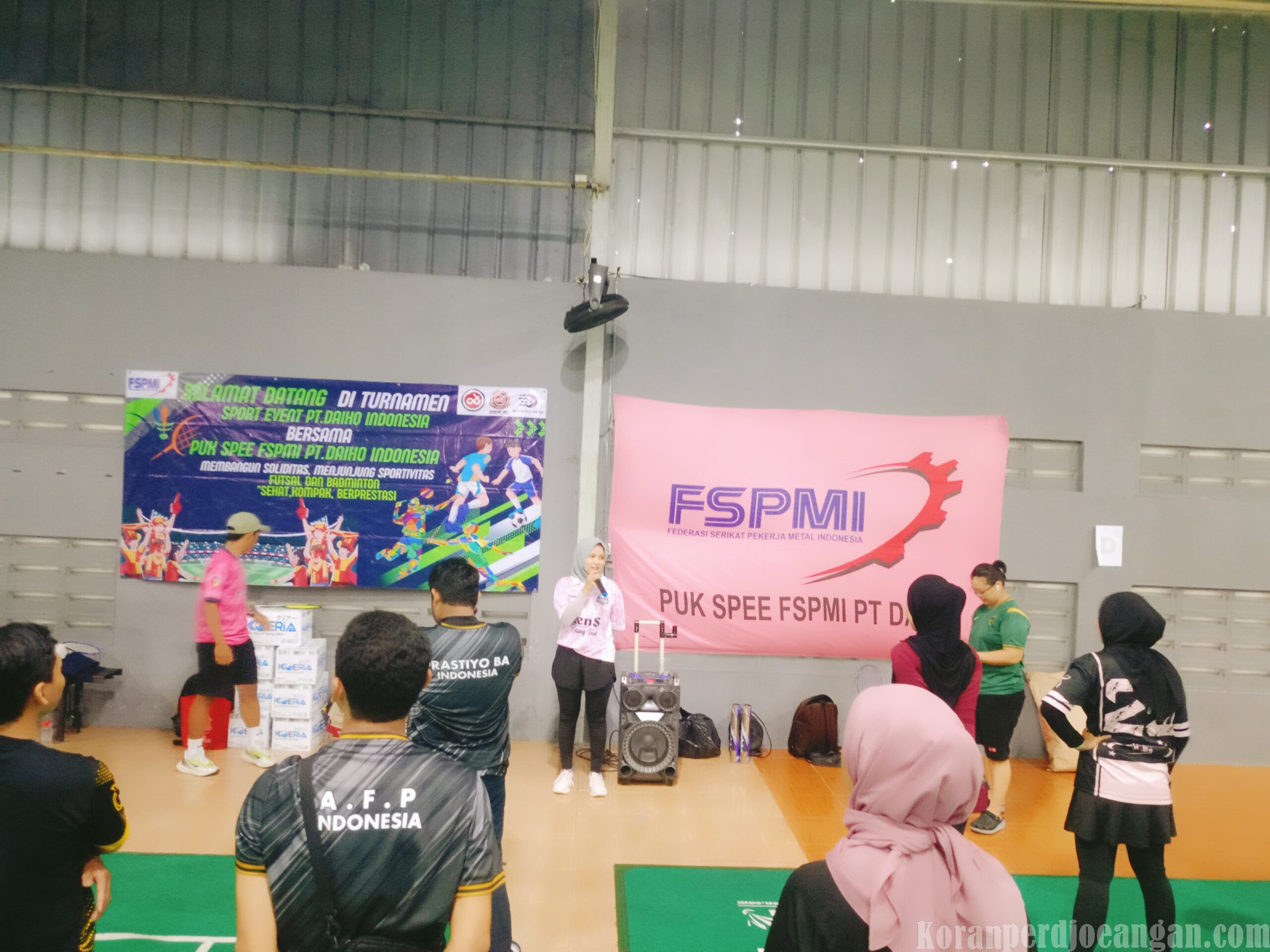 Bangun Solidaritas Pekerja, Daiho Sport Gelar Turnamen Badminton Bersama FSPMI