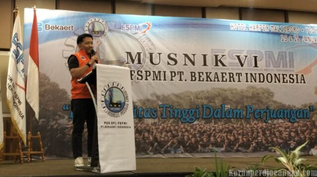 Perwakilan Manajemen PT Bekaert Indonesia Toto Edi Purwanto;Tekankan Pentingnya Kebersamaan dalam Membangun Hubungan Industrial Harmonis