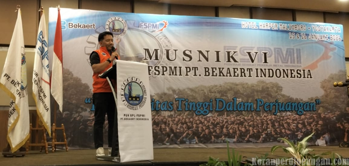 Perwakilan Manajemen PT Bekaert Indonesia Toto Edi Purwanto;Tekankan Pentingnya Kebersamaan dalam Membangun Hubungan Industrial Harmonis