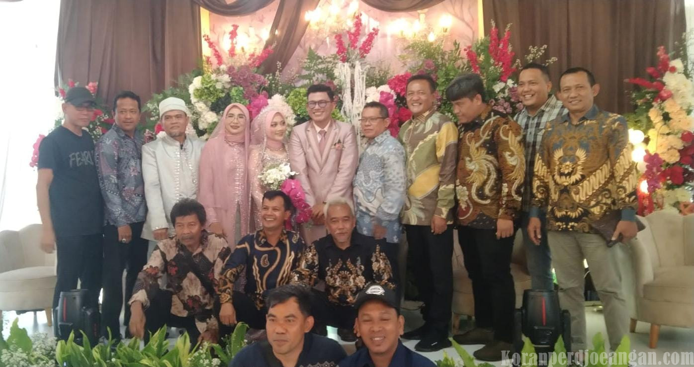 Ketua Umum PP SPL FSPMI Gelar Pernikahan Putri Sulungnya dengan Meriah