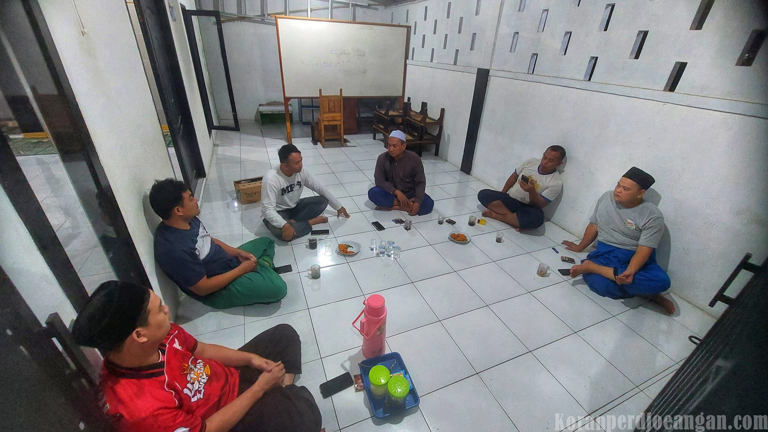 Sambut Ramadan 1447 H, DKM Musholla Farhah Darussalam Mega Regency Adakan Rapat Pengurus