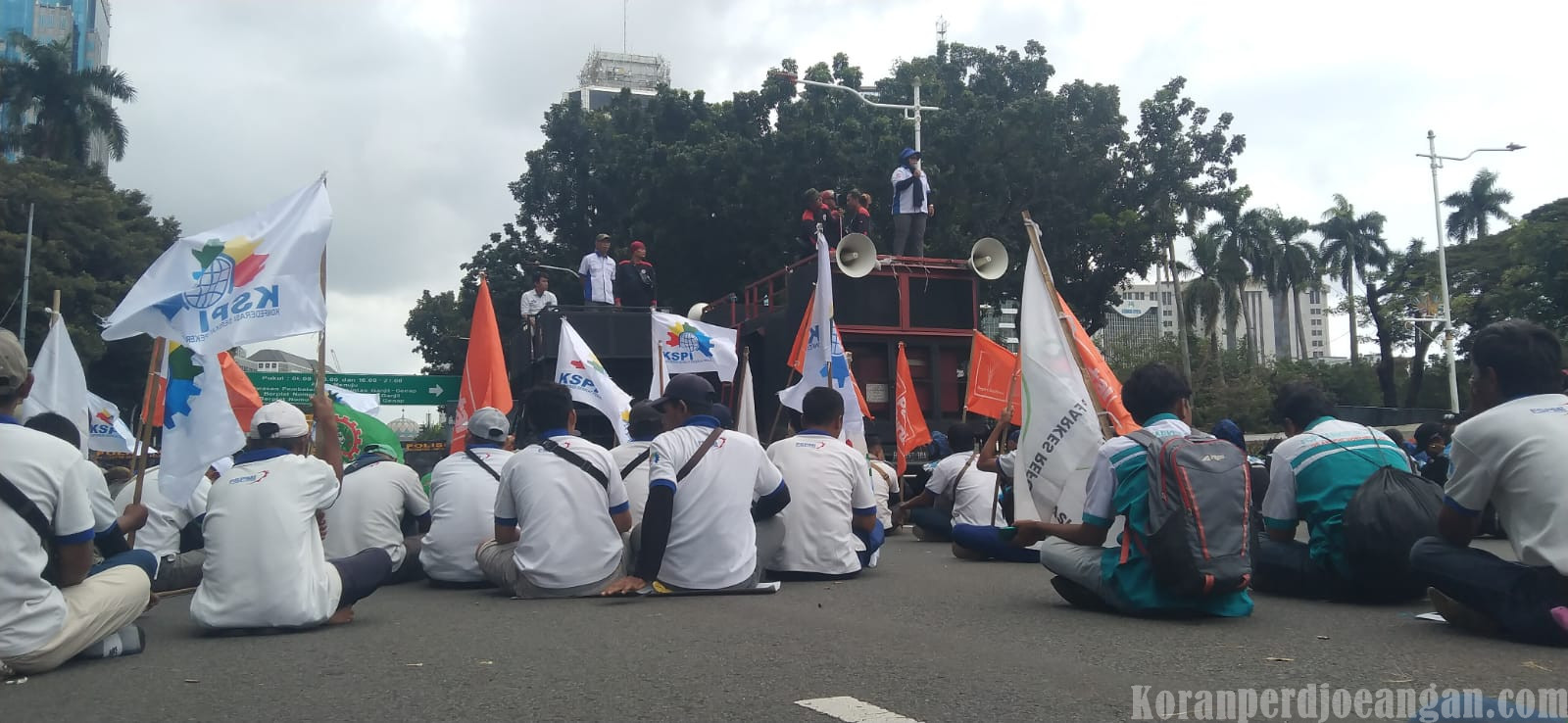 Buruh PAKERIN Terus Berjuang, Tuntut Pembekuan Legalitas Perusahaan dan Hak-Hak Normatif