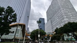 Buruh Mengadu : Gedung Mewah, Tapi Hak Dasar Kami Tak Dianggap