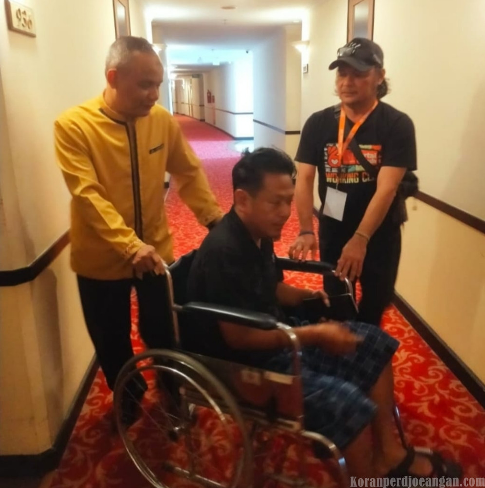 Jamkeswatch Sigap Evakuasi Peserta Sakit di Hari Kedua Kongres Partai Buruh