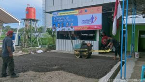 New Omah Buruh Berbenah, PUK SPAMK FSPMI PT. Musashi Bantu Pengaspalan Jalan