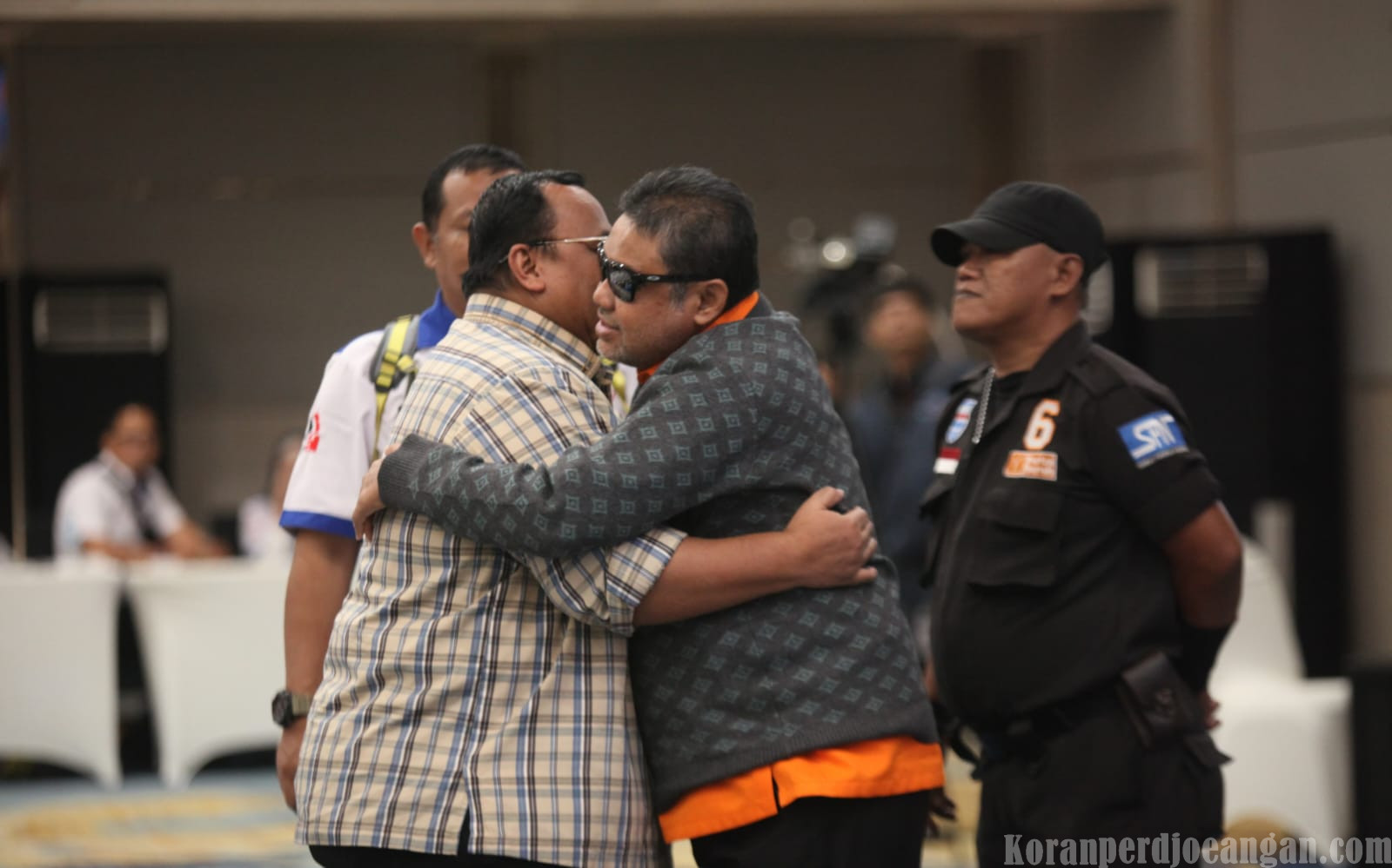 Pertemuan Hangat Andi Gani Nena Wea dan Said Iqbal di Kongres VII FSPMI, Semangat Persaudaraan Buruh Terpancar