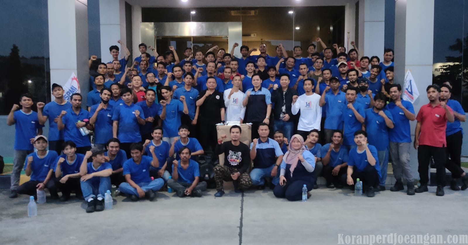 PUK SPAI FSPMI PT Tristar Makmur Kartonindo Rayakan Milad ke-14 Bersama Manajemen