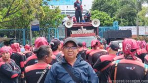 Ancaman PHK Massal di Depan Mata, Sekretaris FSPMI Purwakarta Desak Pemerintah Batalkan Impor 105 Ribu Pick-Up India