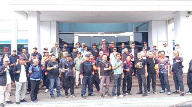 Buruh FSPMI Kawal Sidang Gugatan Abdul Bais di PN Jakarta Timur Buruh FSPMI Kawal Sidang Gugatan Abdul Bais di PN Jakarta Timur