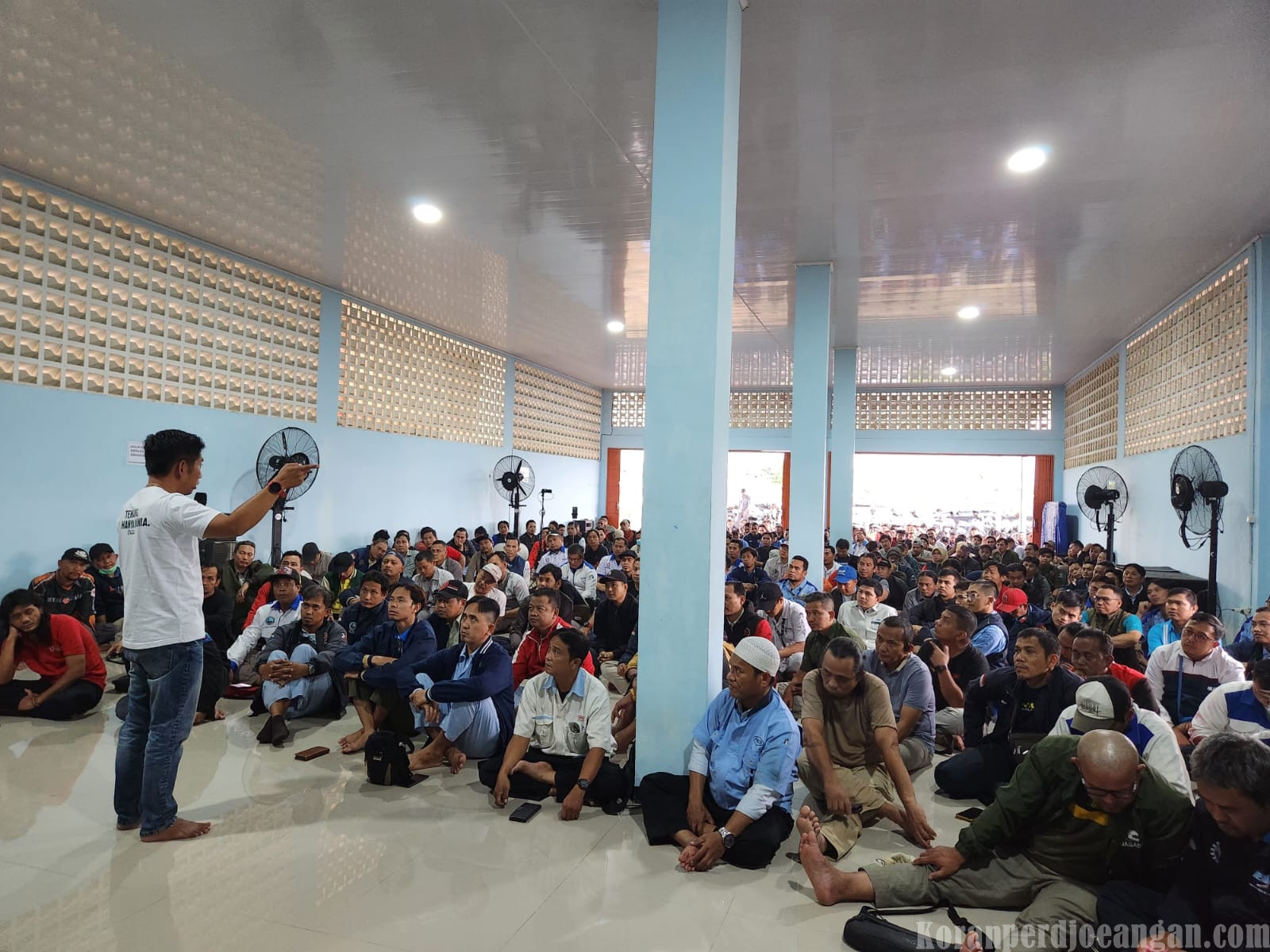 Presiden DPP FSPMI Hadiri Konsolidasi dan Buka Puasa Bersama di Omah Buruh Bekasi