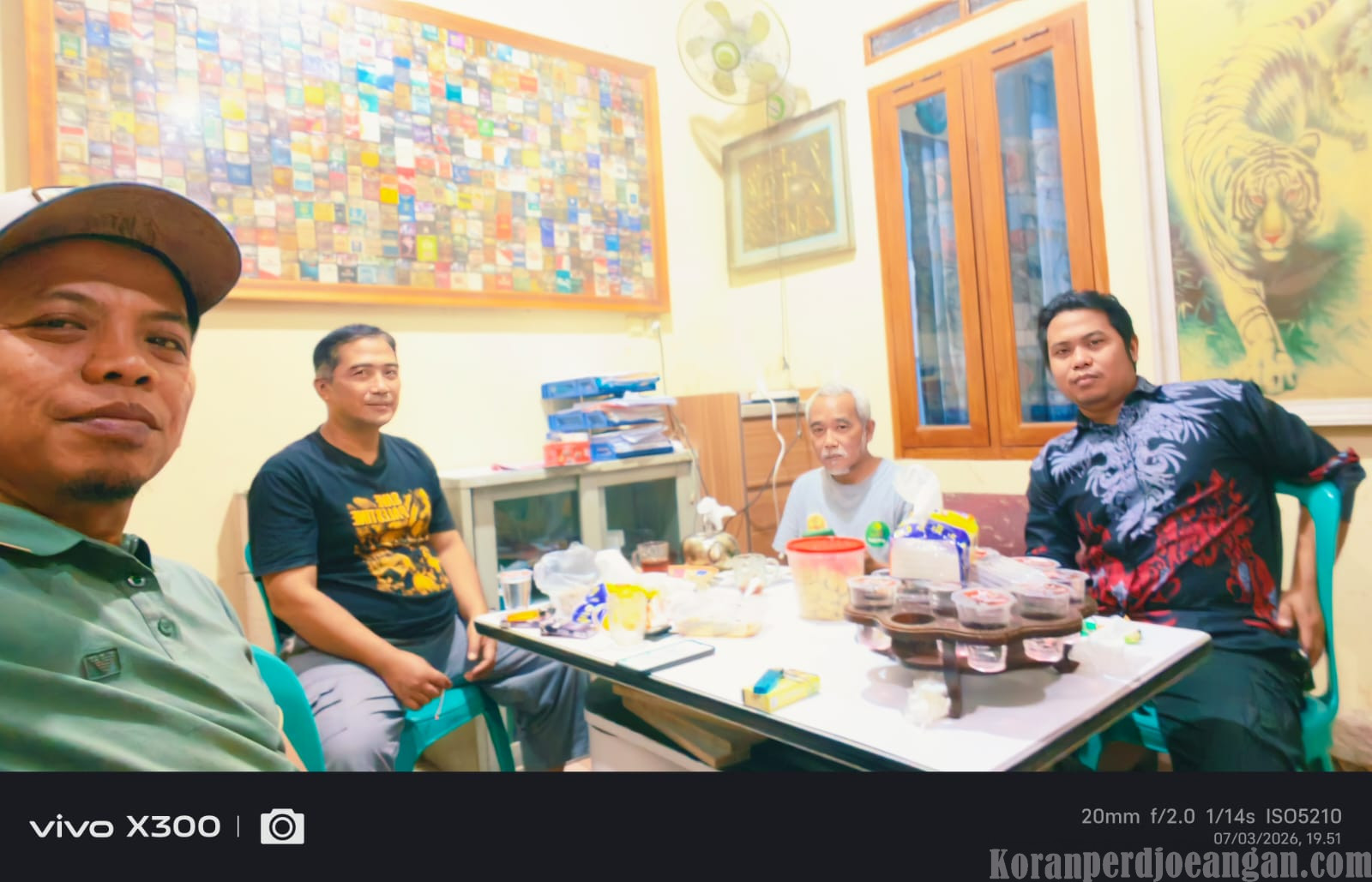 Warung Kopi Tradisional : Oase di Tengah Gempuran Modernitas