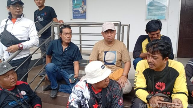 Tak Pernah Absen, Garda Metal FSPMI Konsisten Kawal Sidang Gugatan di PN Jakarta Timur
