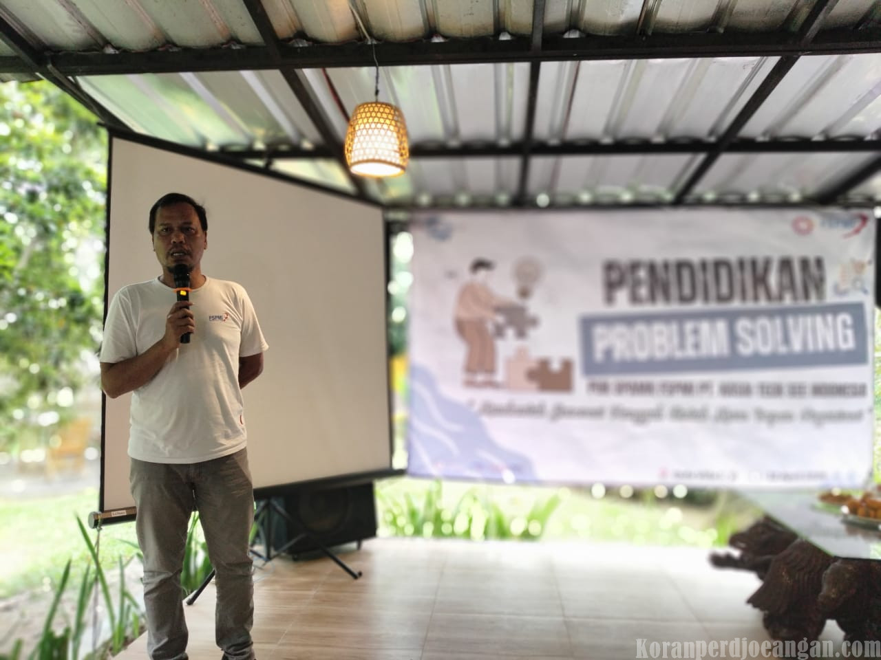 Generasi Tangguh Hadapi Tantangan Global: Pesan Kewaspadaan dari KC FSPMI di Pendidikan Problem Solving