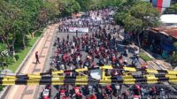 Ribuan Buruh FSPMI Jatim Gelar Aksi Pemanasan Jelang Mayday