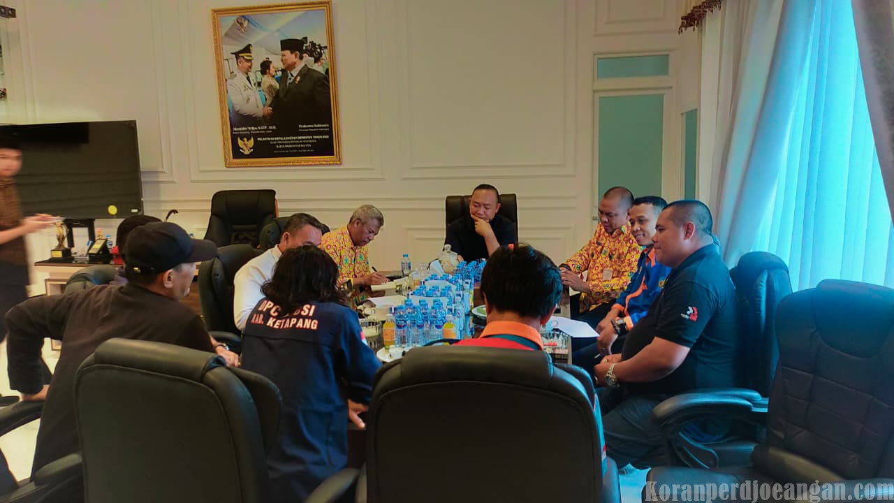 FSPMI dan Aliansi Serikat Pekerja Ketapang Audiensi dengan Bupati, May Day 2026 Siap Digelar Meriah