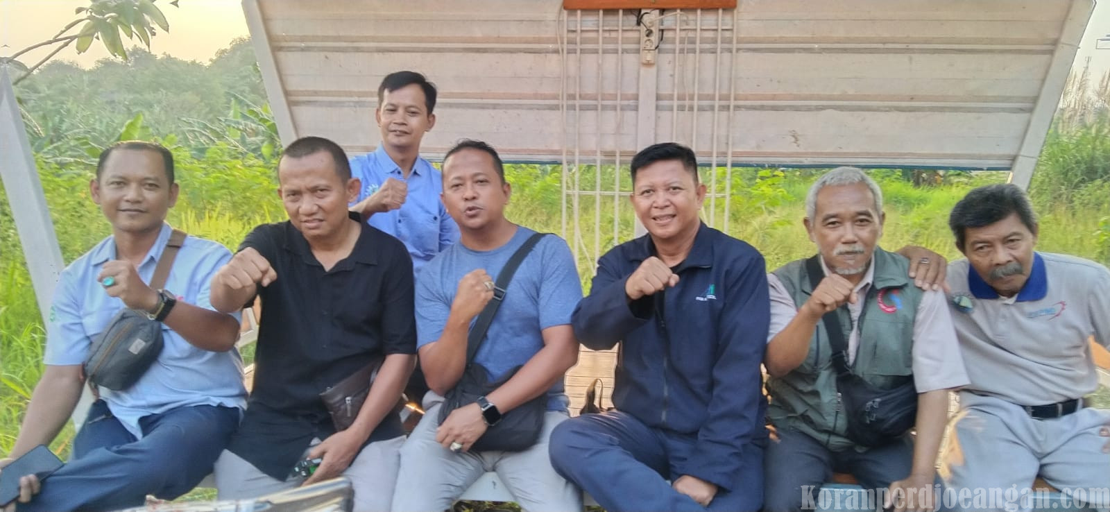 Ketua dan Sekretaris PUK SPLP FSPMI PT Marsol Abadi Indonesia Rayakan Ulang Tahun Bersama