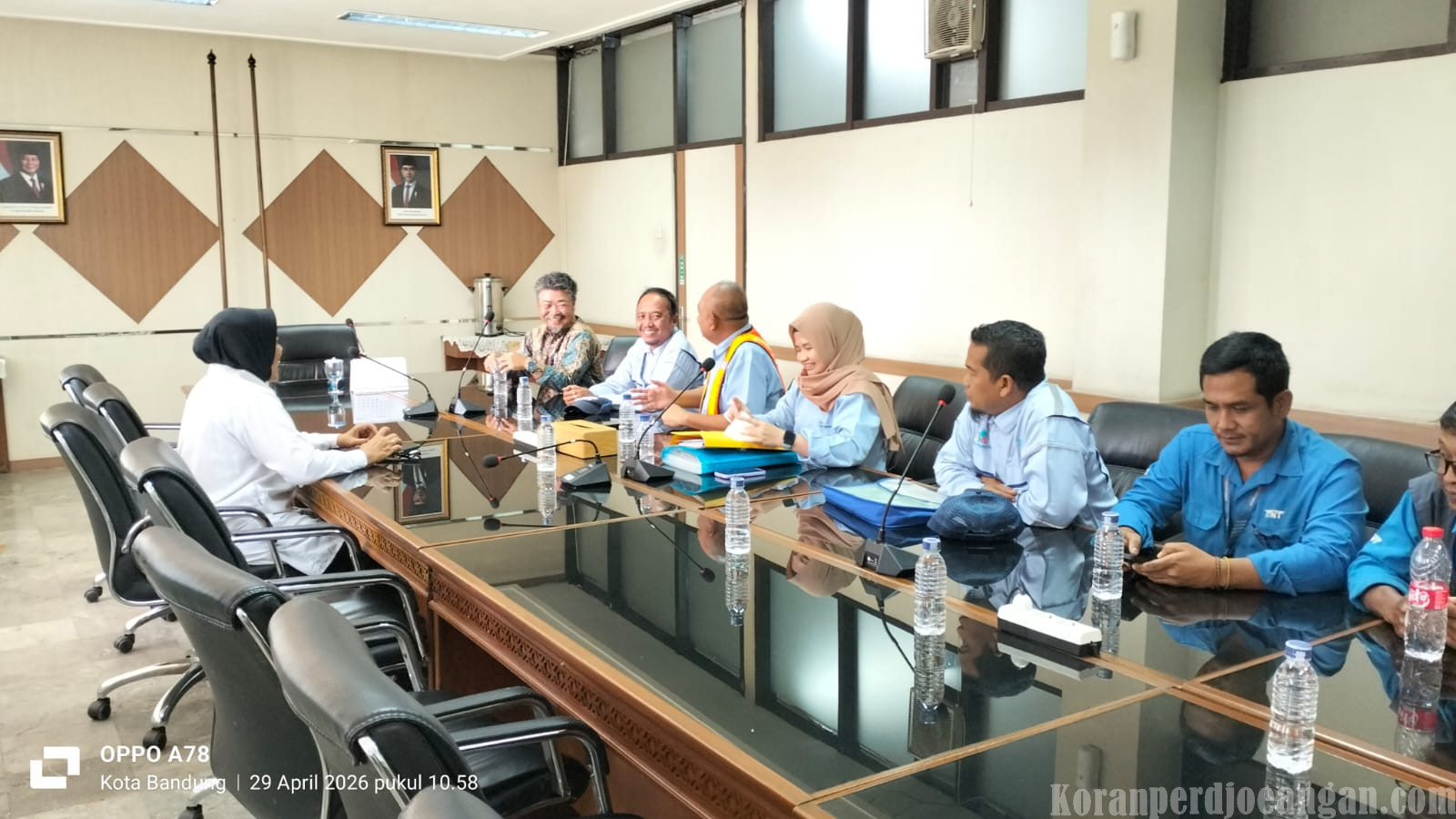 Serikat Pekerja dan Manajemen PT. Toyota Tsusho Nusa Transport Kunjungi Disnaker Jawa Barat ‎