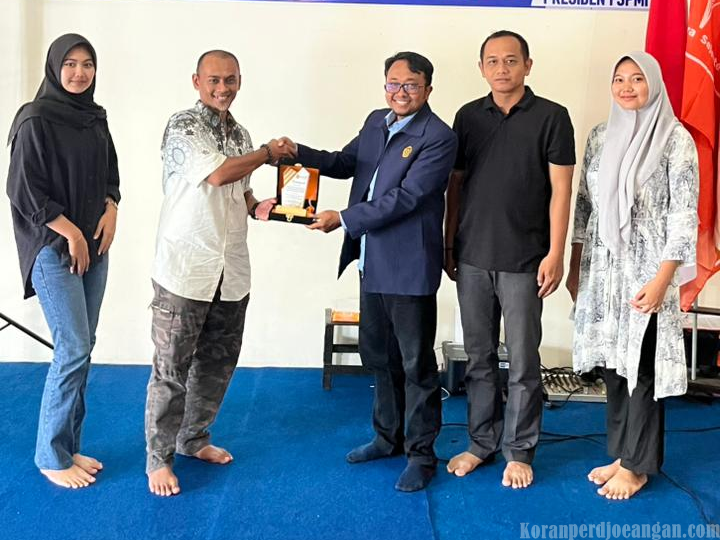 Penutupan Program Magang Mahasiswa Hukum UNMER Pasuruan di Kantor FSPMI Pasuruan