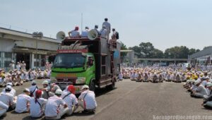 Buruh PT Hino Motors Manufacturing Indonesia Mogok Kerja, Lumpuhkan Produksi