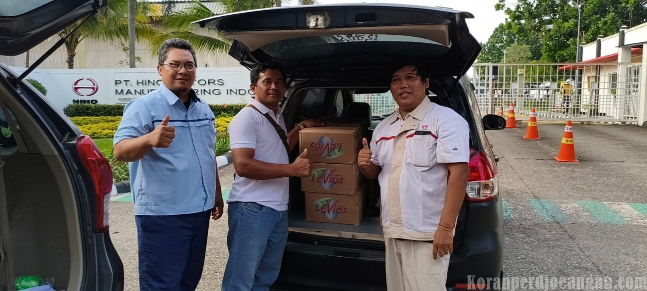 Solidaritas Tanpa Batas, Serikat FSPMI PT SIWS Turun Dukung Perjuangan Buruh Hino Motors Manufacturing Indonesia